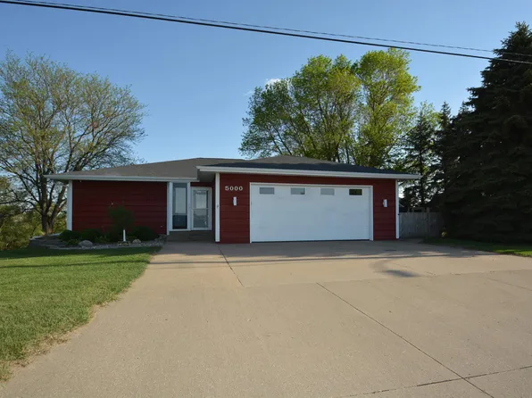 5000 Christy Rd, Sioux City, IA 51106