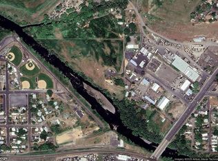 2419 NE Severe Dr, Pendleton, OR 97801