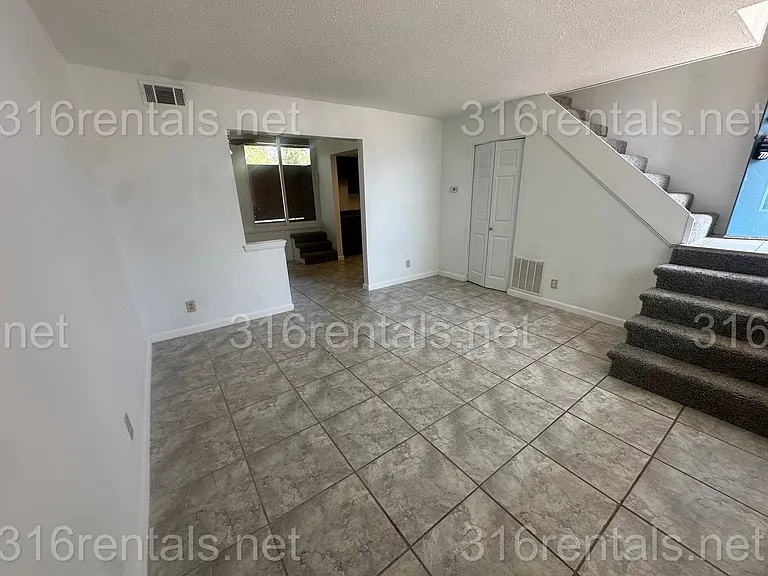 4606 W Maple St #308 — Photo 8