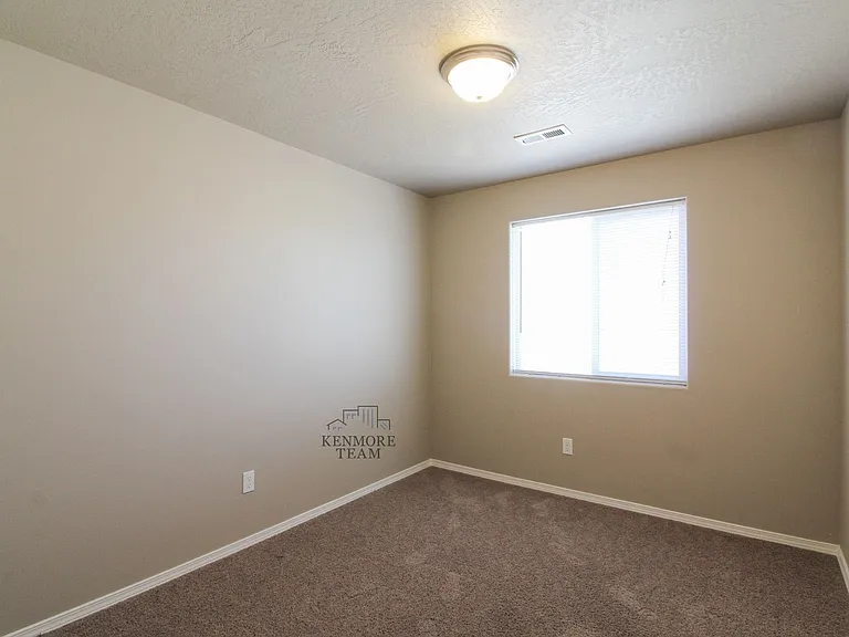 6101 Turf Paradise Dr — Photo 14