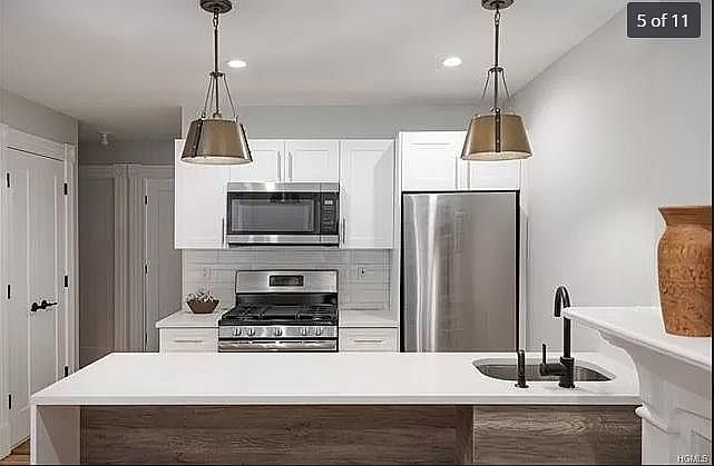1st image of 69 Renwick St APT A