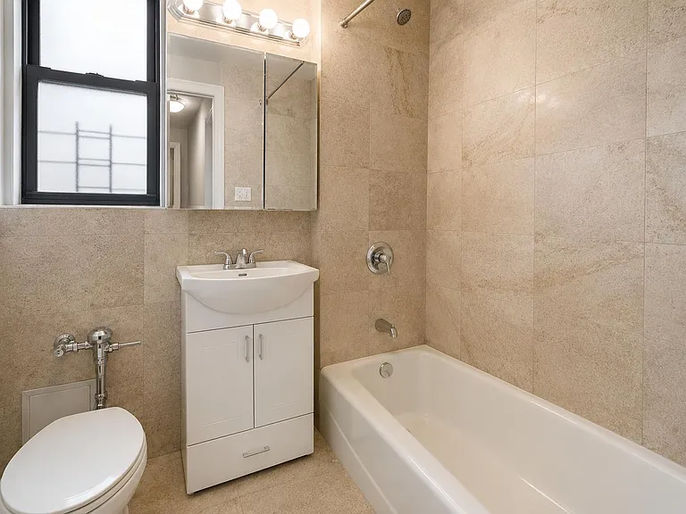 700 Fort Washington Ave #1B — Photo 15