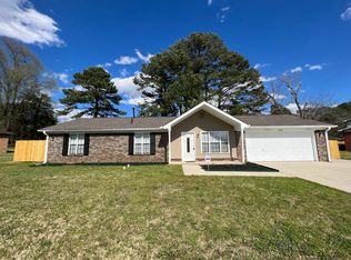 3202 Deerfield Rd NW, Huntsville, AL 35810