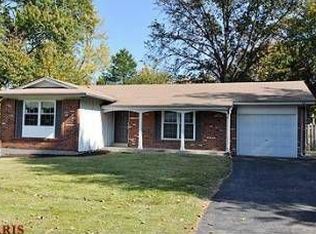 2244 McKelvey, St. Louis, MO 63043