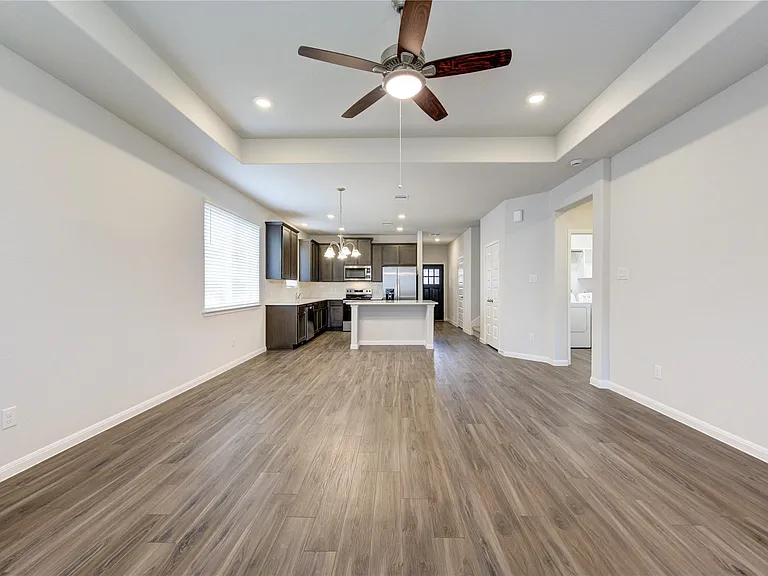 3706 Windswept Dr — Photo 24