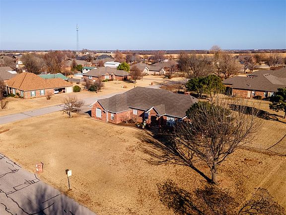 4th image of 7204 Niblick Way