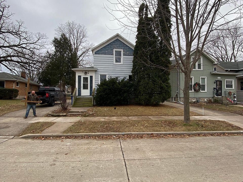 1st image of 1127 Waugoo Ave