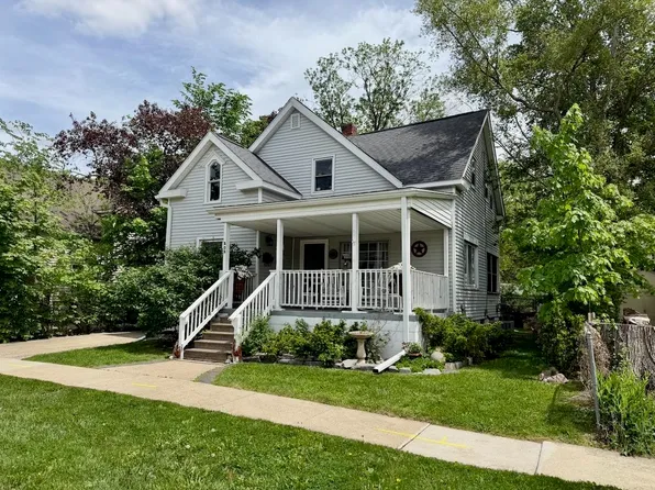 202 N Mackinaw St, Durand, MI 48429