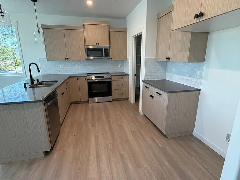 6398 NE Melby Way #5 — Photo 6