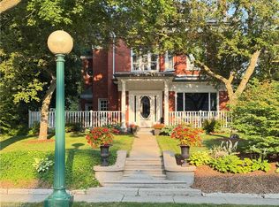 42 Lansdowne Rd N, Cambridge, ON N1S2S9