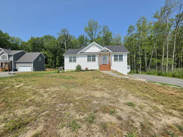 7 Crickett Ln, Biddeford, ME 04005
