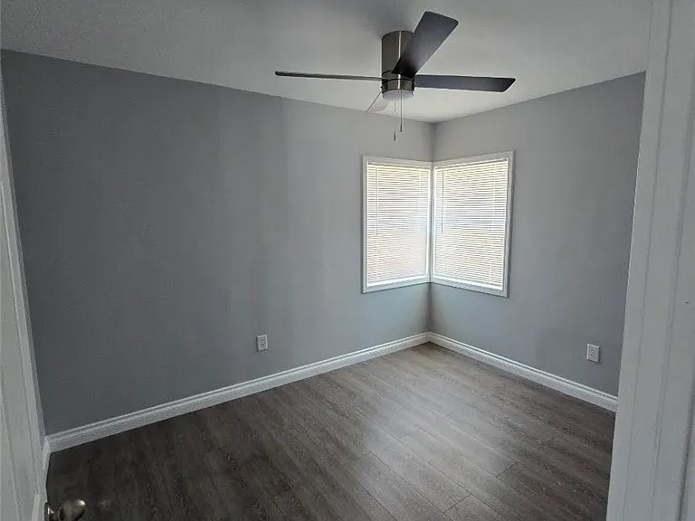 8467 Cottonwood Ave — Photo 1