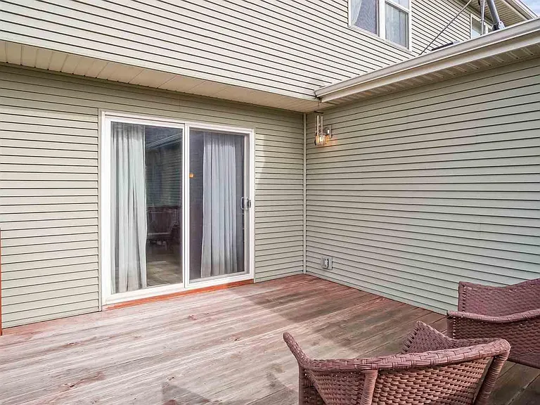 1432 Wild Iris St — Photo 23