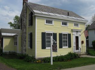 181 Grove St, Poultney, VT 05764