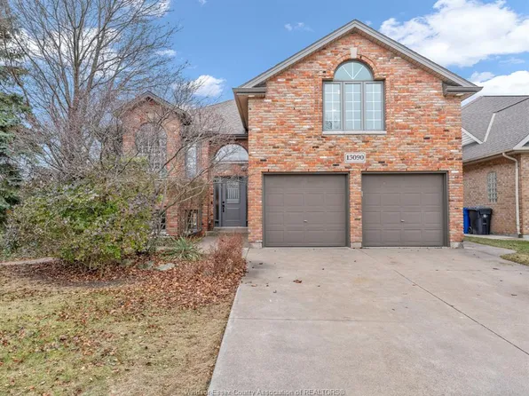 13090 Parkland Cres, Tecumseh, ON N8N 4V6