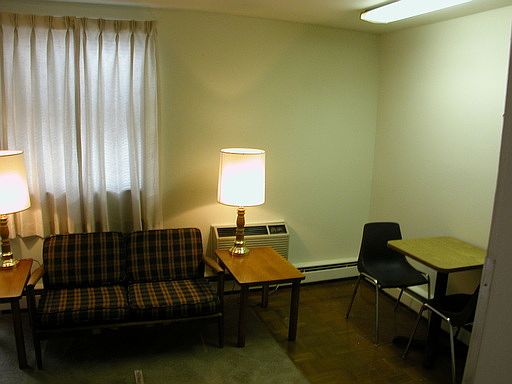 1st image of 1474 Neil Ave APT B