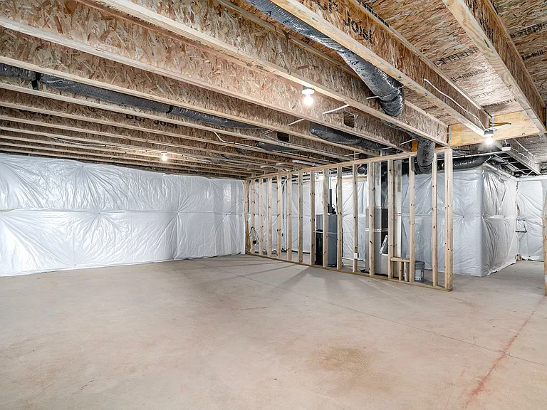 8191 Crestbrook Ct — Photo 30