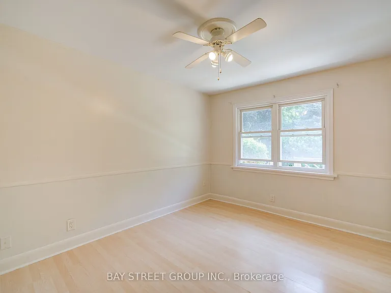 1421 Old Green Ln — Photo 22