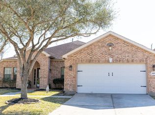 16715 Bending Creek Ln, Friendswood, TX 77546