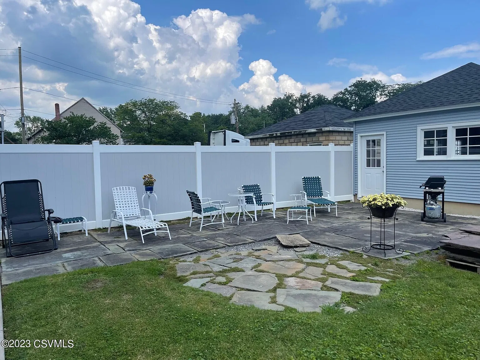 1 bed, 1000 sqft, $900 — Photo 4