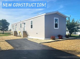 8 Drake Ln, Beecher, IL 60401