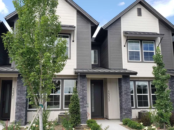 1316 N Meadowglen Ave, Meridian, ID 83642
