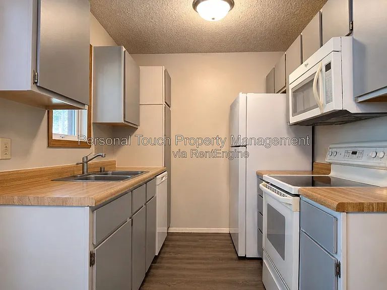 3079 22nd St S — Photo 10