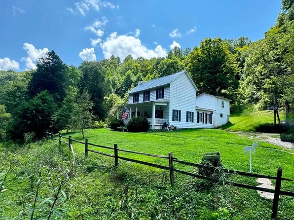 994 Clay Rd, Spencer, WV 25276