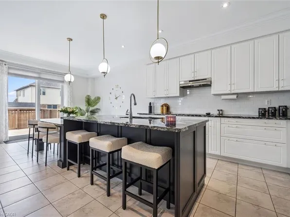 145 Harpin Way E, Centre Wellington, ON N1M 0G9