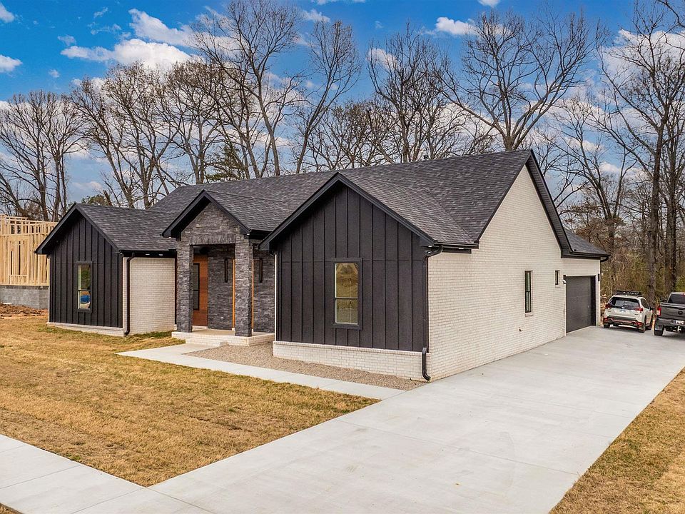 1st image of 16 Avondale Rd