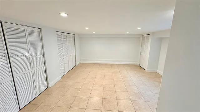 2301 S Miami Ave — Photo 15