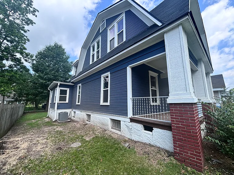 109 E St NW — Photo 29