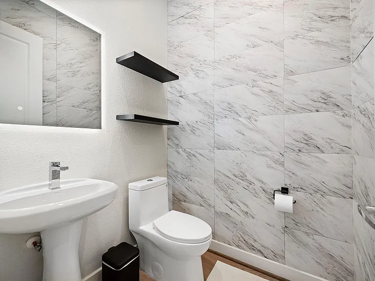 4508 Trevor Park Ln — Photo 20