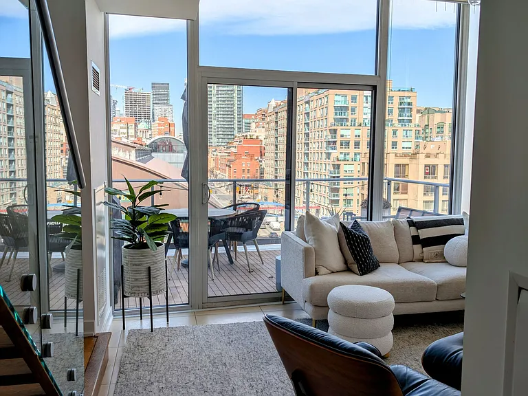 3 Market St #608 — Photo 4