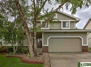 15431 Locust St, Omaha, NE 68116