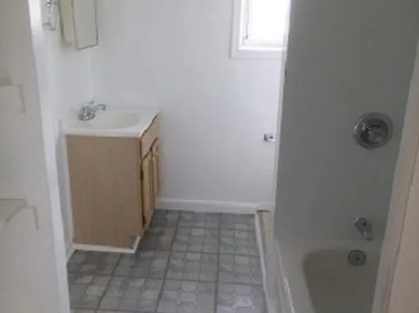 2233 Christian St, Baltimore, MD 21223