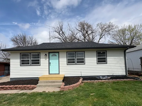 1330 Irving St, Lincoln, NE 68521