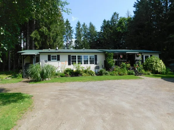 15 Anderson Lane, Canaan, ME 04924