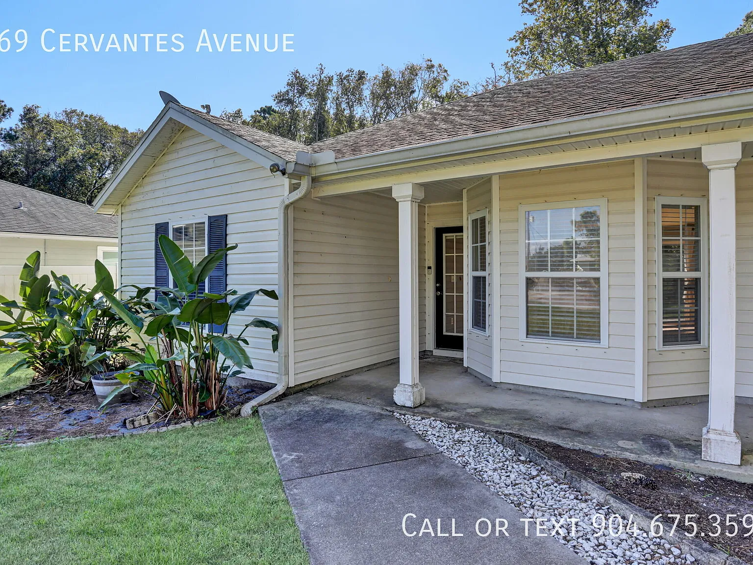 Charming 3-Bedroom Home with Solar Panels, Spacious Backyard & Significant Energy Savings Near Do... — Photo 3