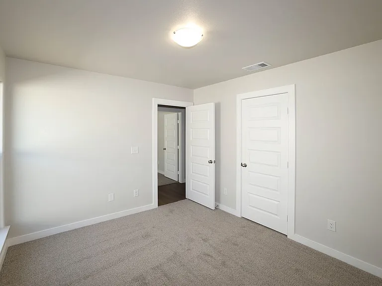 3003 Swenson St — Photo 22