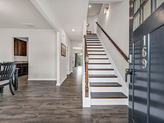 4th image of 169 Prismatic Way