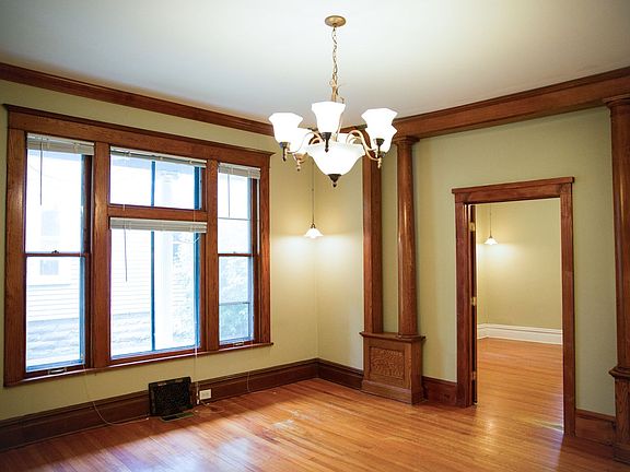 3rd image of 3021 Knox Ave S #1
