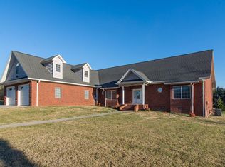 7804 Karnes Rd, Corryton, TN 37721