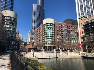 480 N McClurg Ct APT 904, Chicago, IL 60611