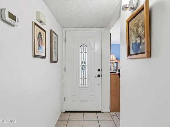 260 N Camino Del Vate, Green Valley, AZ 85614