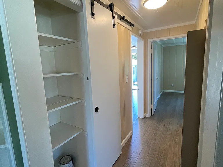 2201 W Park Ave — Photo 8