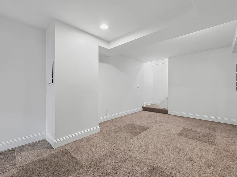 2158 Countryside Cir — Photo 22
