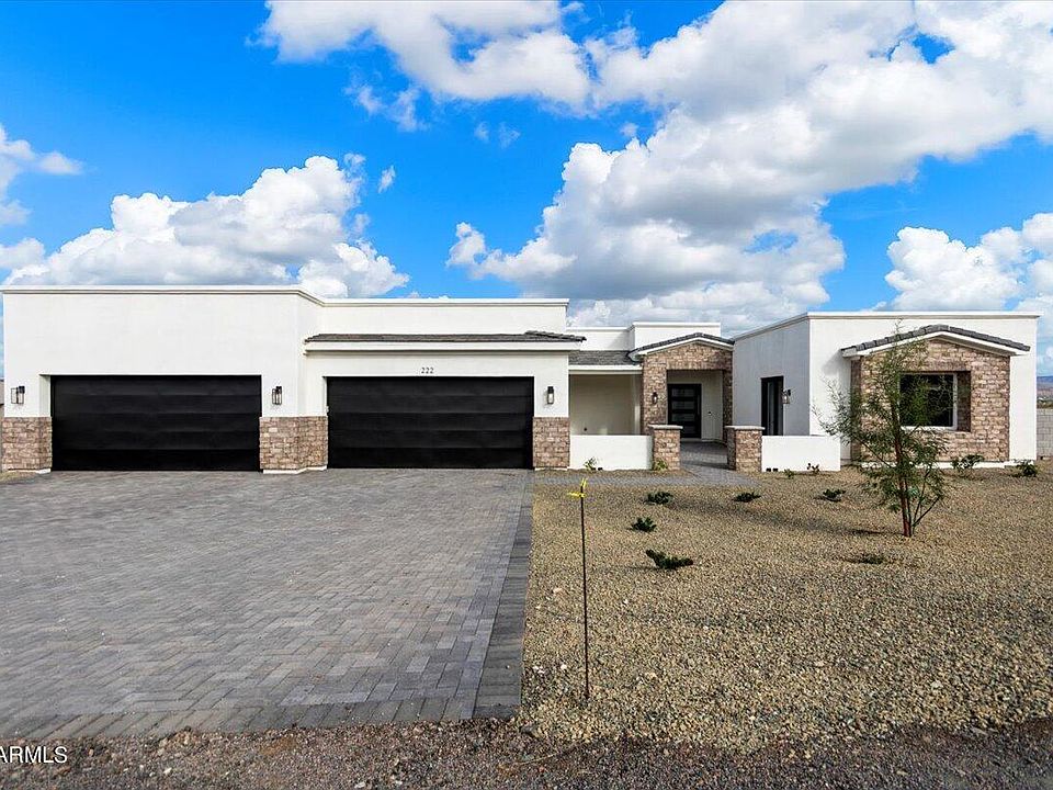 1st image of 222 E Tumbleweed Drive