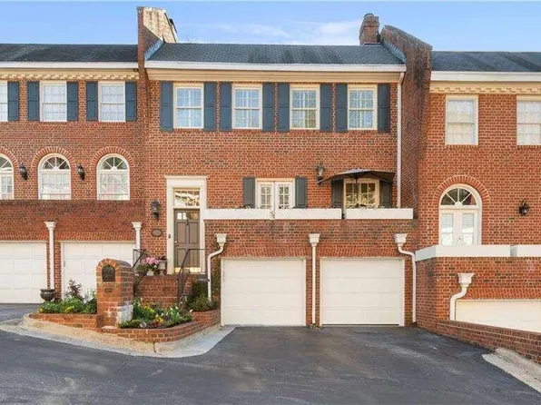 209 Jefferson Cir, Sandy Springs, GA 30328