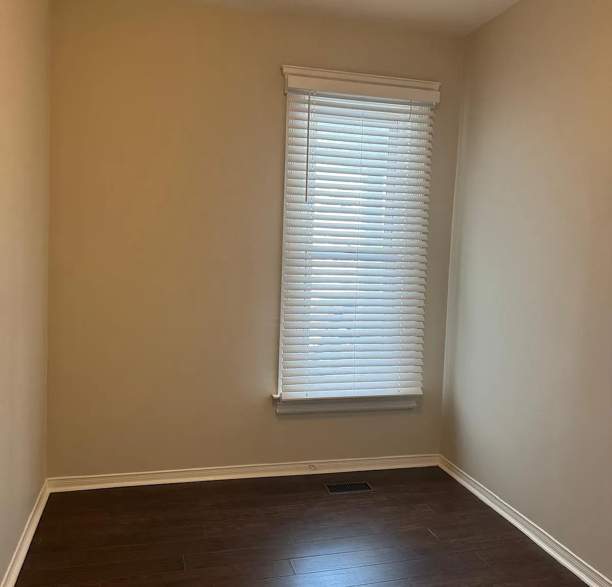 2 bed, $1,500 — Photo 4